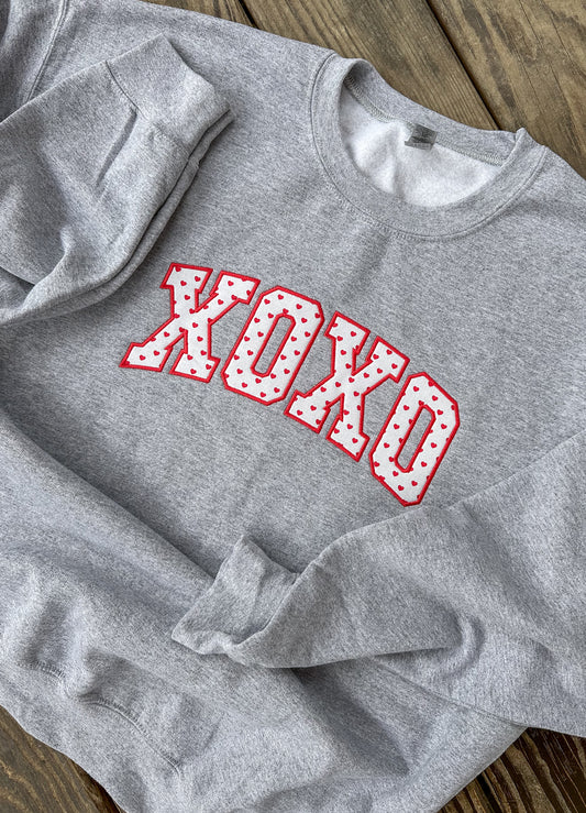 XOXO Appliqué Crewneck ❤️